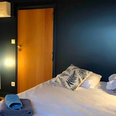 Wehost - Toits - Air-conditioned Duplex - 8 People 4 Bedroom *