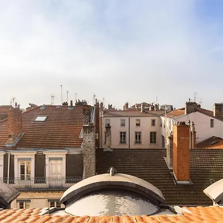 Wehost - Toits - Air-conditioned Duplex - 8 People 4 Bedroom Appartement *